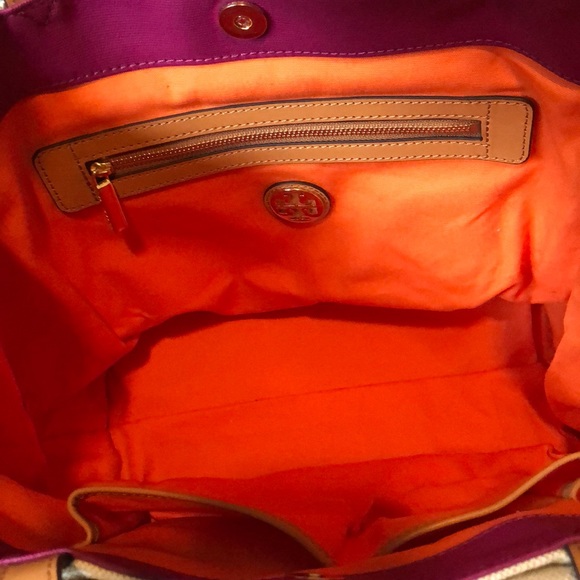 Tory Burch Pierson Tote - Picture 4 of 6